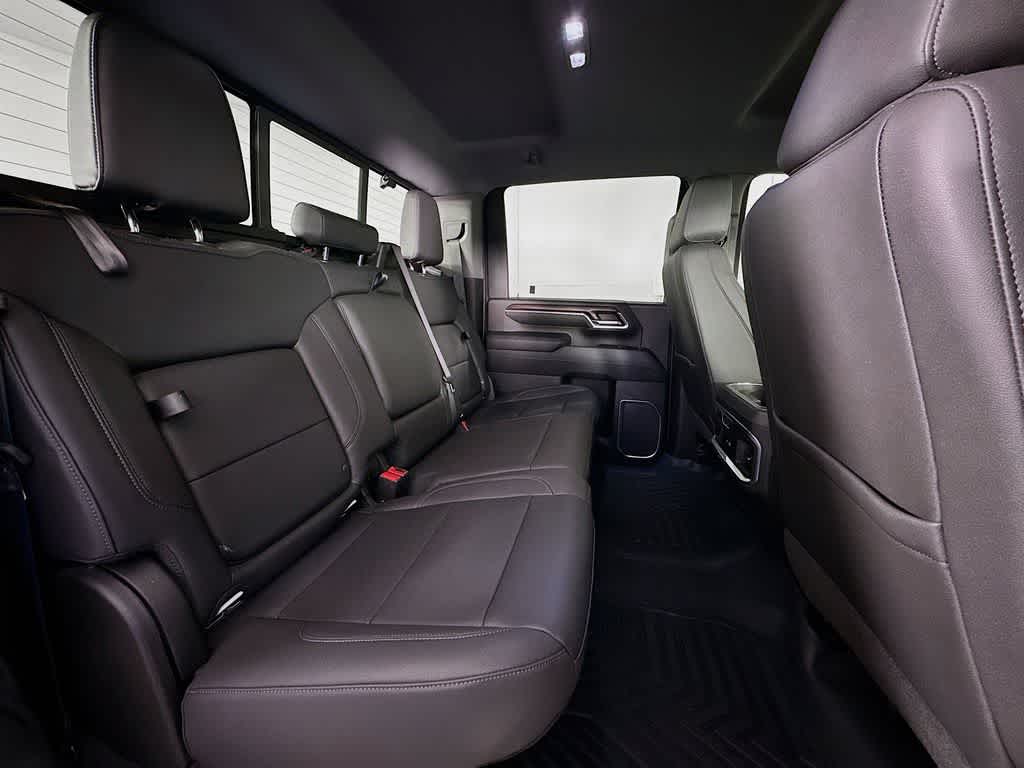 Thumbnail: 2024 GMC Sierra 2500 - 32