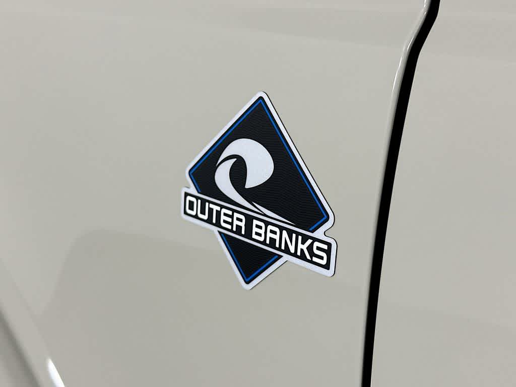 Thumbnail: 2025 Ford Bronco - 7