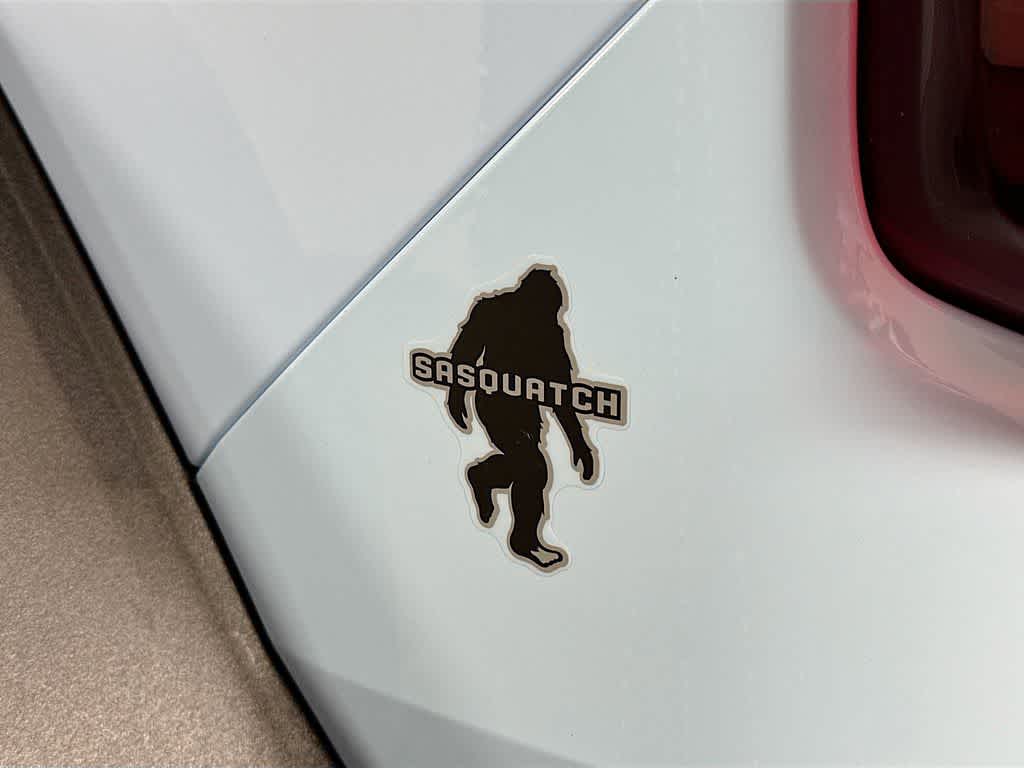 Thumbnail: 2025 Ford Bronco - 7