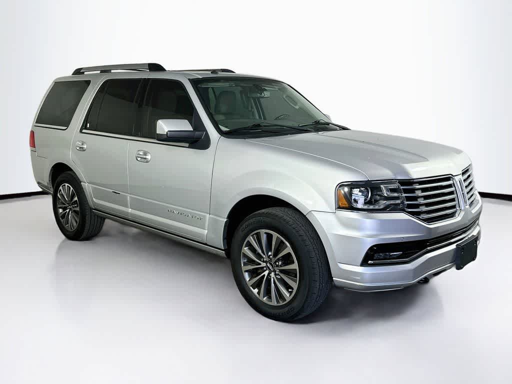 Thumbnail: 2016 Lincoln Navigator - 24