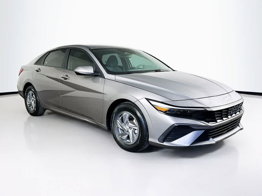 Thumbnail: 2024 Hyundai Elantra - 22