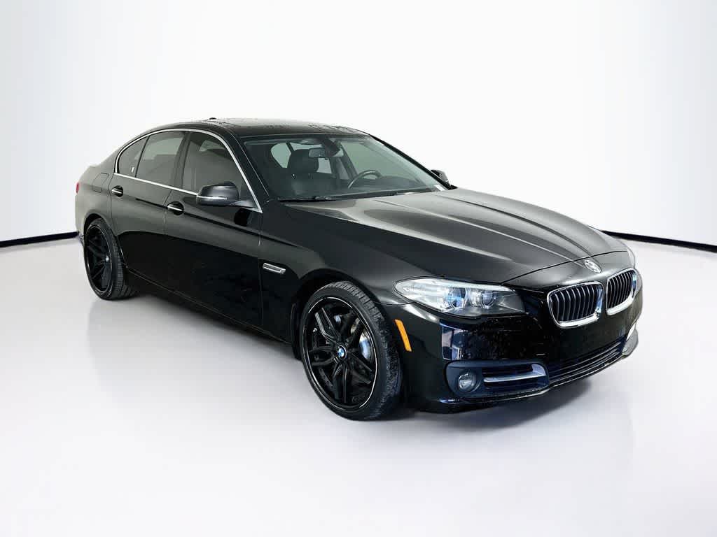 Thumbnail: 2015 BMW 5 Series - 24