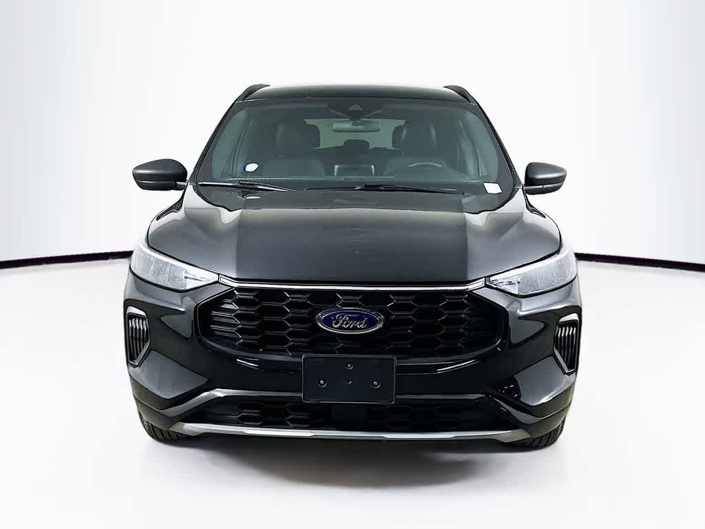 Thumbnail: 2023 Ford Escape - 6