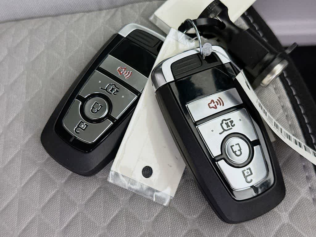 Thumbnail: 2025 Ford Escape - 22