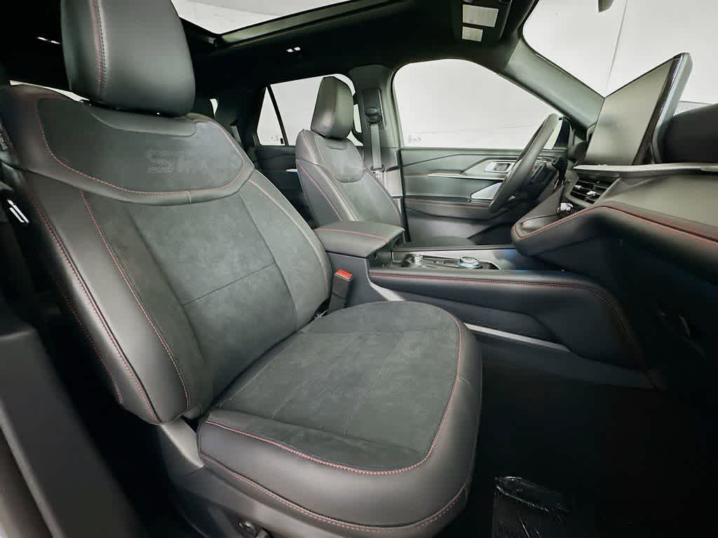 Thumbnail: 2026 Ford Explorer - 14