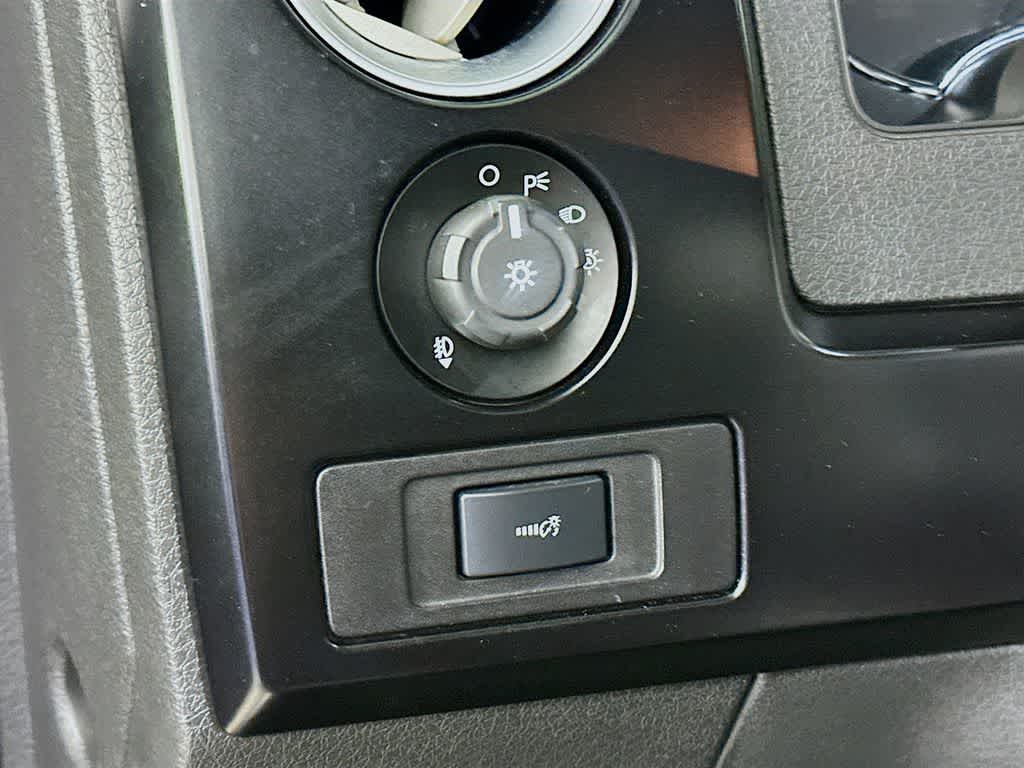 Thumbnail: 2014 Ford F-150 - 26