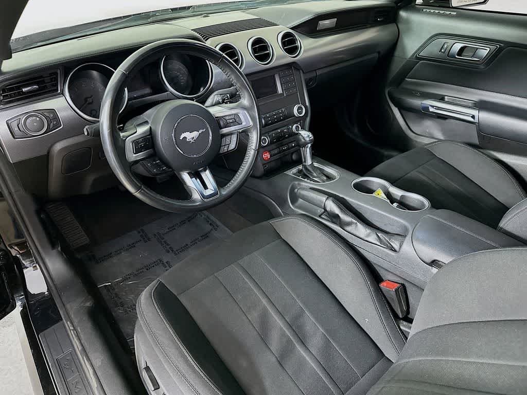 2022 Ford Mustang GT 2