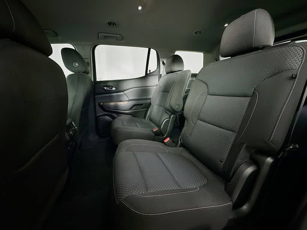 Thumbnail: 2023 GMC Acadia - 14