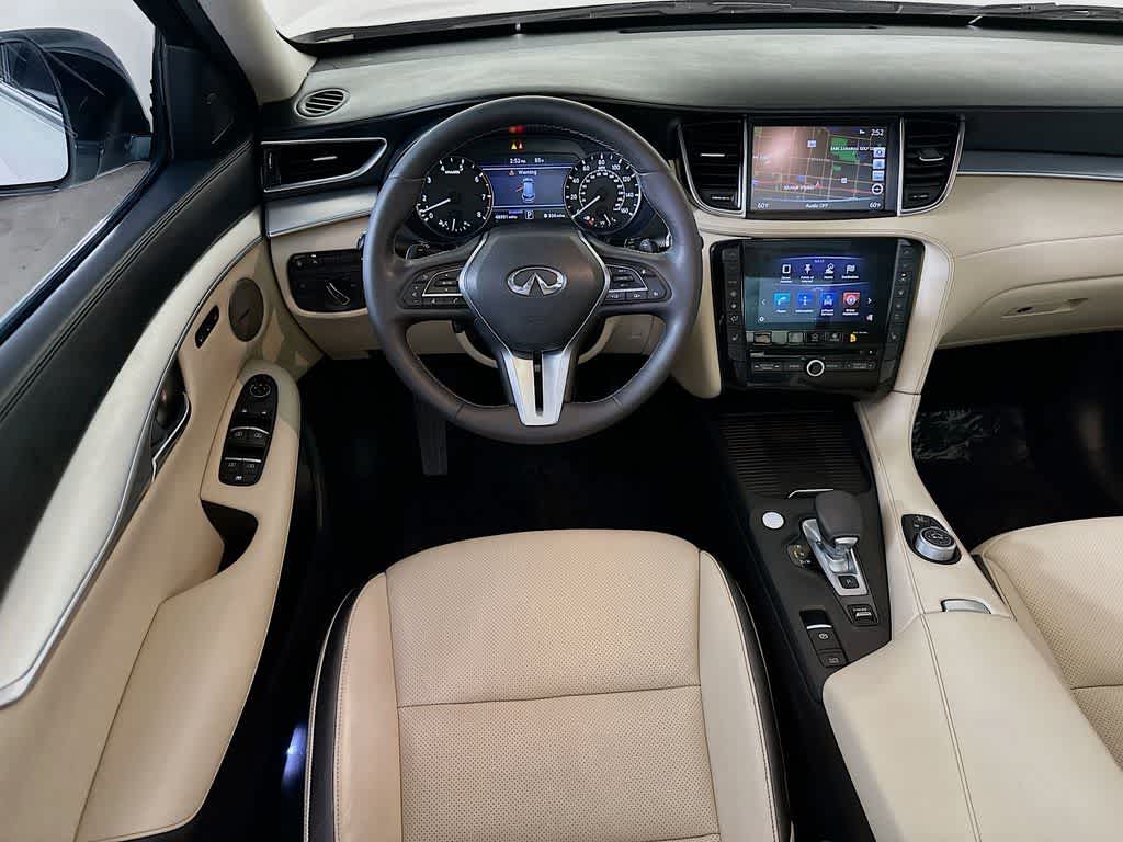 Thumbnail: 2019 INFINITI QX50 - 10