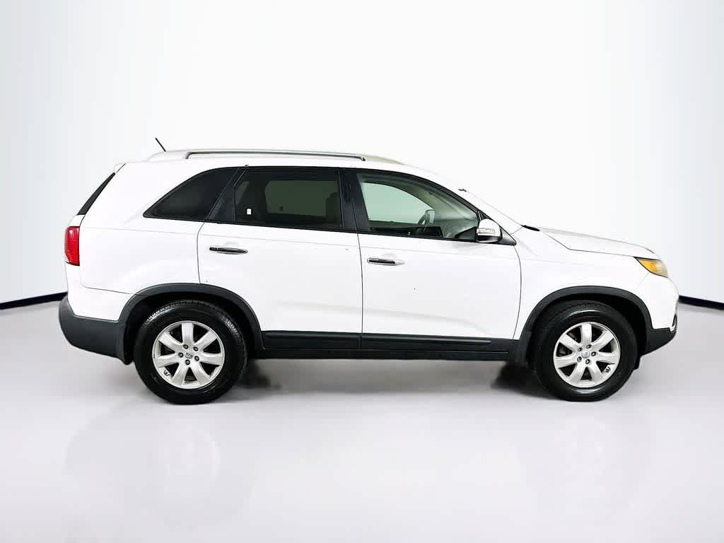 Thumbnail: 2013 Kia Sorento - 25