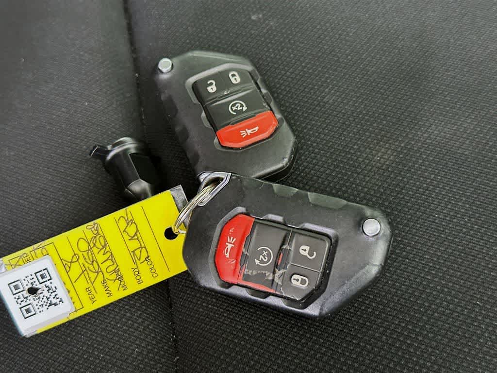 Thumbnail: 2018 Jeep Wrangler - 21