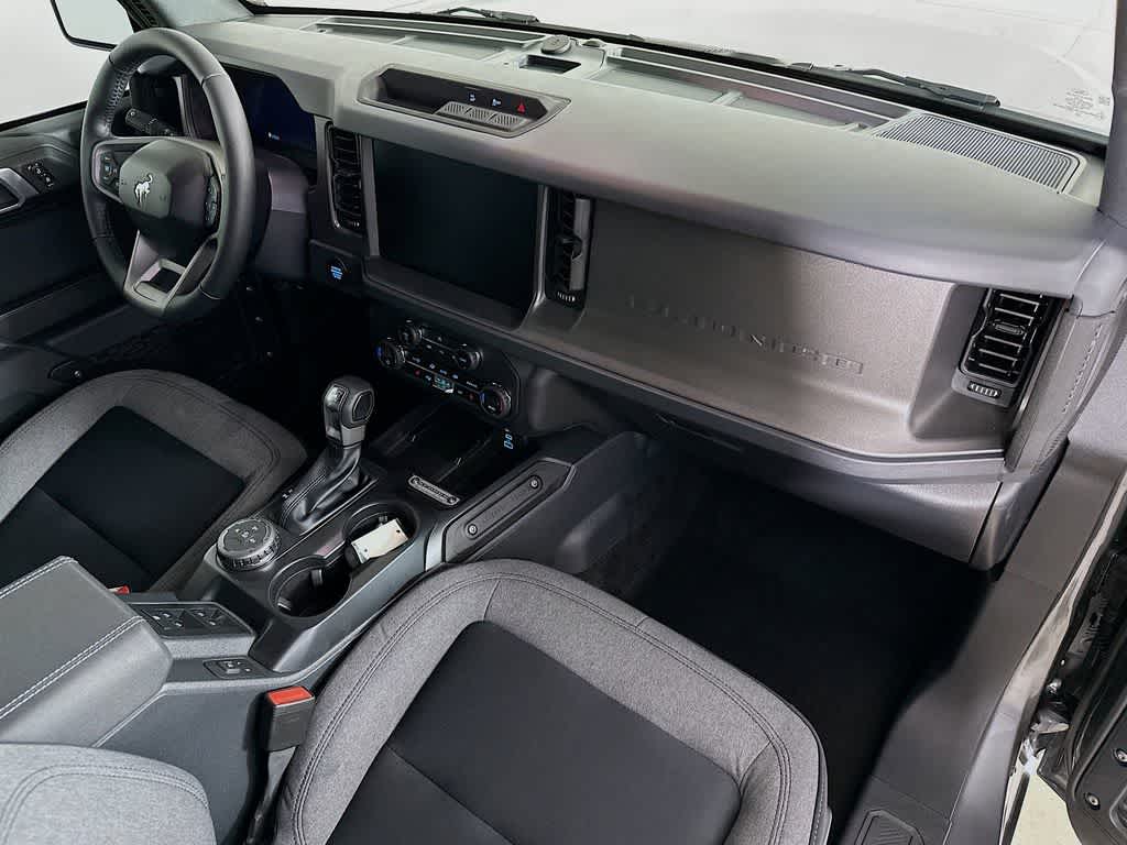 Thumbnail: 2025 Ford Bronco - 32