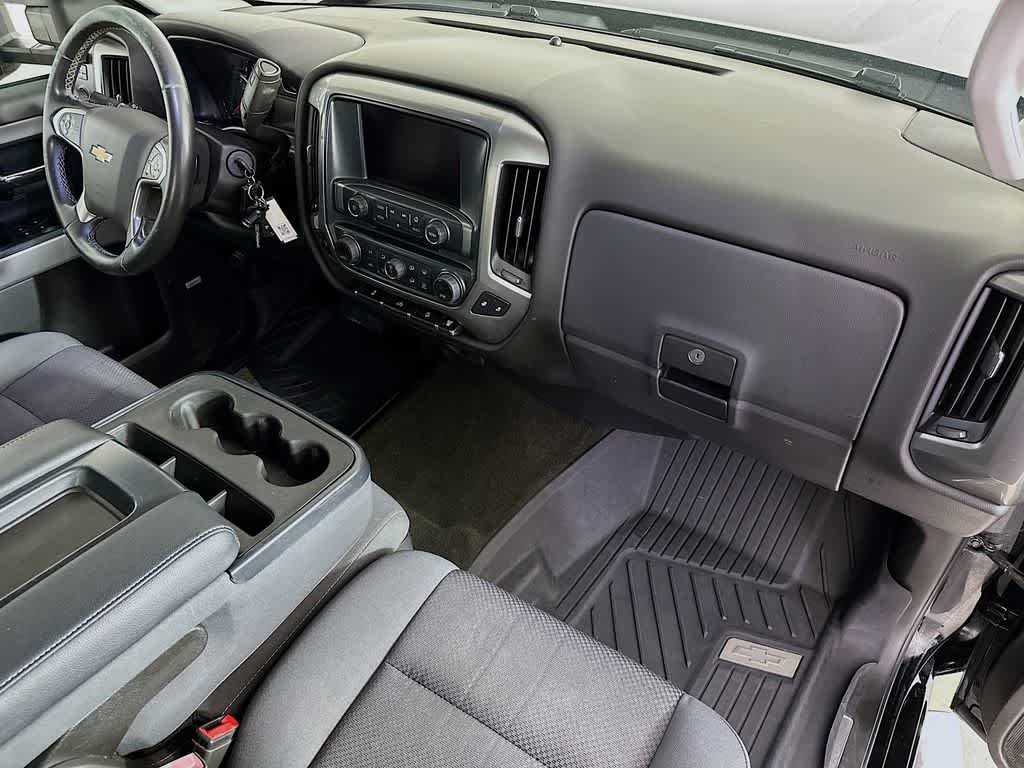 Thumbnail: 2018 Chevrolet Silverado 2500 - 32