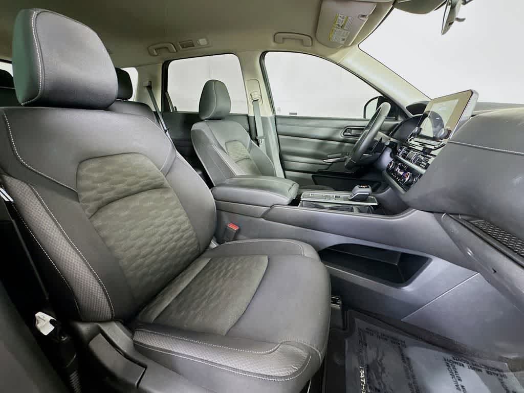 Thumbnail: 2024 Nissan Pathfinder - 14