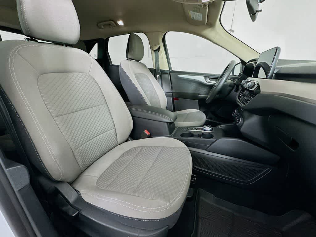 Thumbnail: 2020 Ford Escape - 15