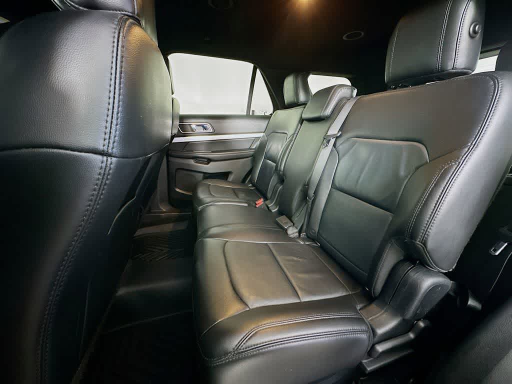Thumbnail: 2017 Ford Explorer - 14