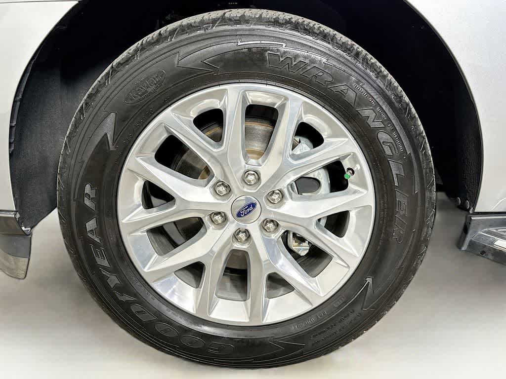 Thumbnail: 2021 Ford Expedition - 6