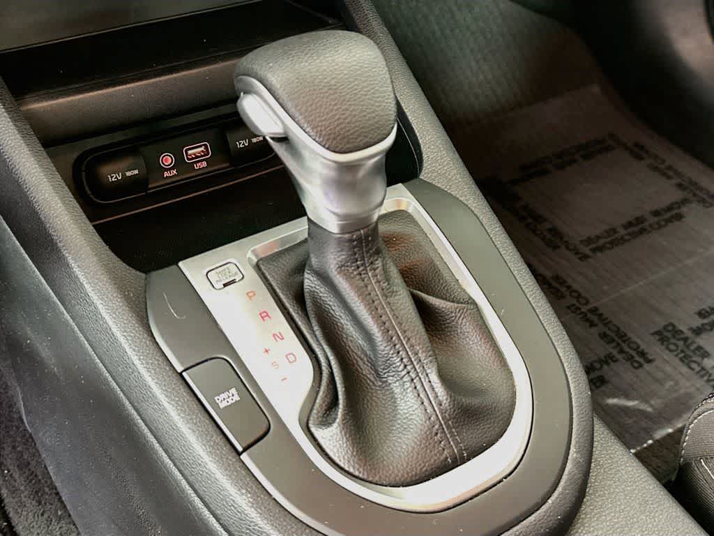 Thumbnail: 2019 Kia Forte - 18