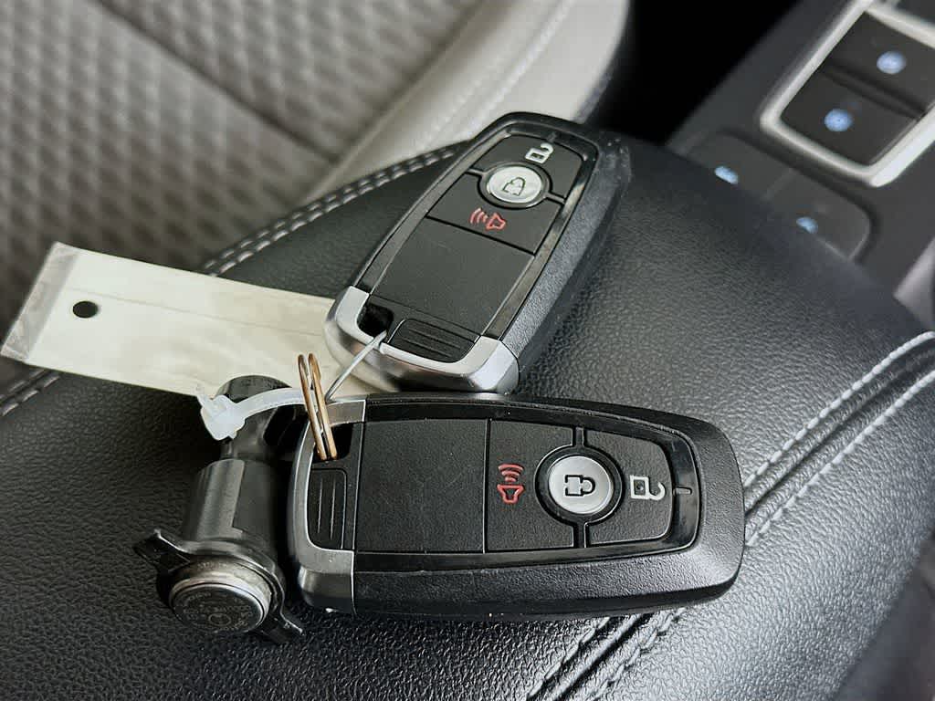 Thumbnail: 2022 Ford Escape - 21