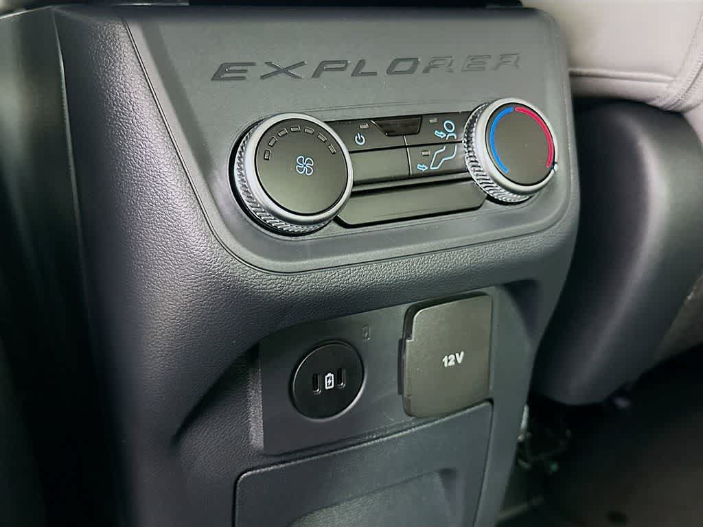 Thumbnail: 2025 Ford Explorer - 13