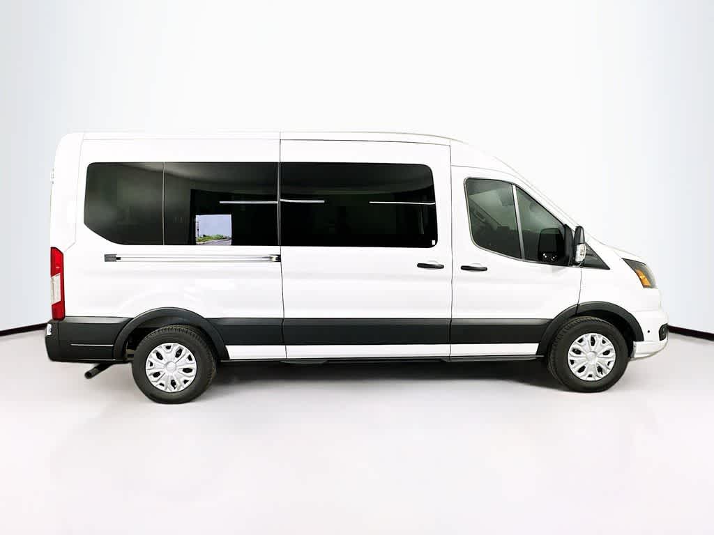 Thumbnail: 2025 Ford Econoline - 22