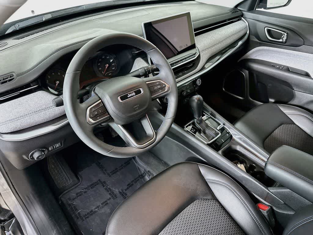 Thumbnail: 2022 Jeep Compass - 2
