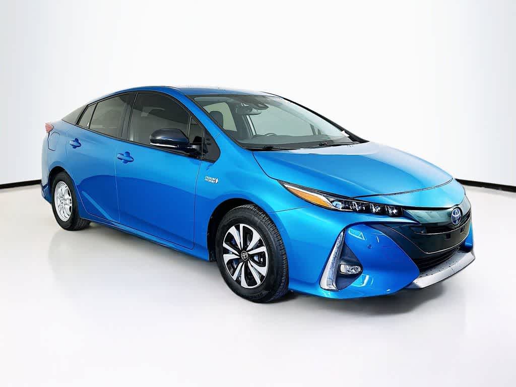 Thumbnail: 2018 Toyota Prius Prime - 22