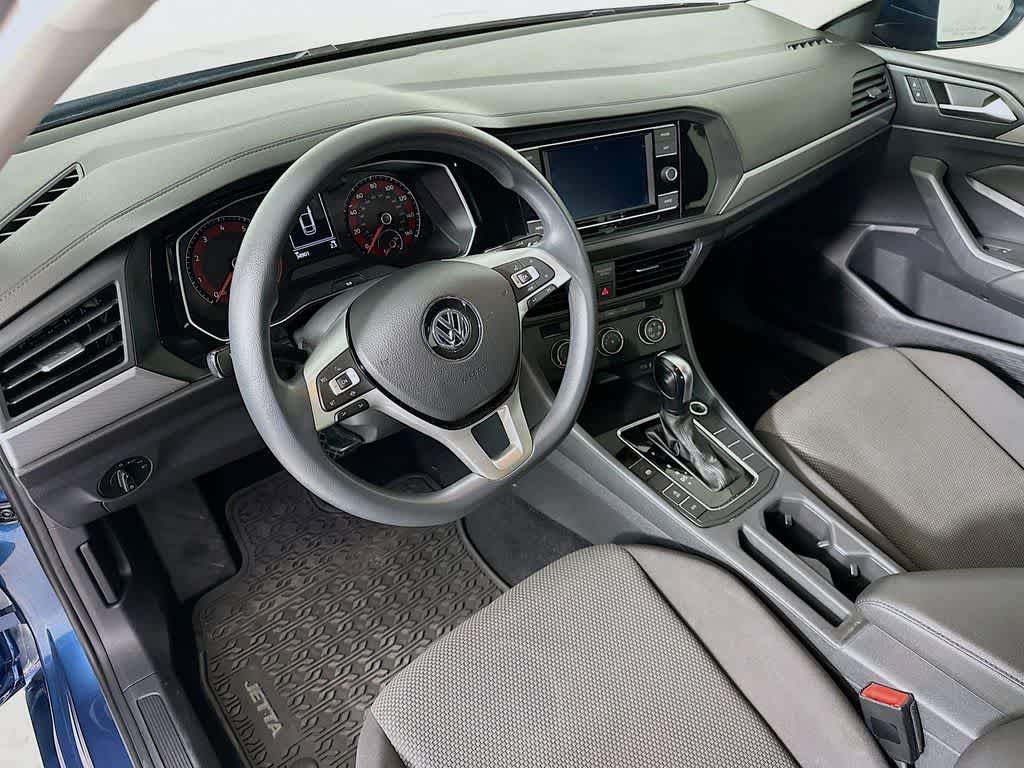 Thumbnail: 2020 Volkswagen Jetta - 2