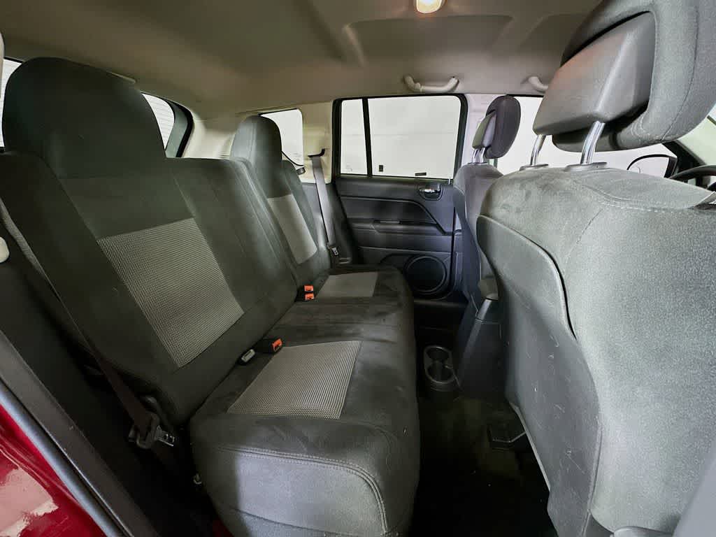 Thumbnail: 2016 Jeep Compass - 30