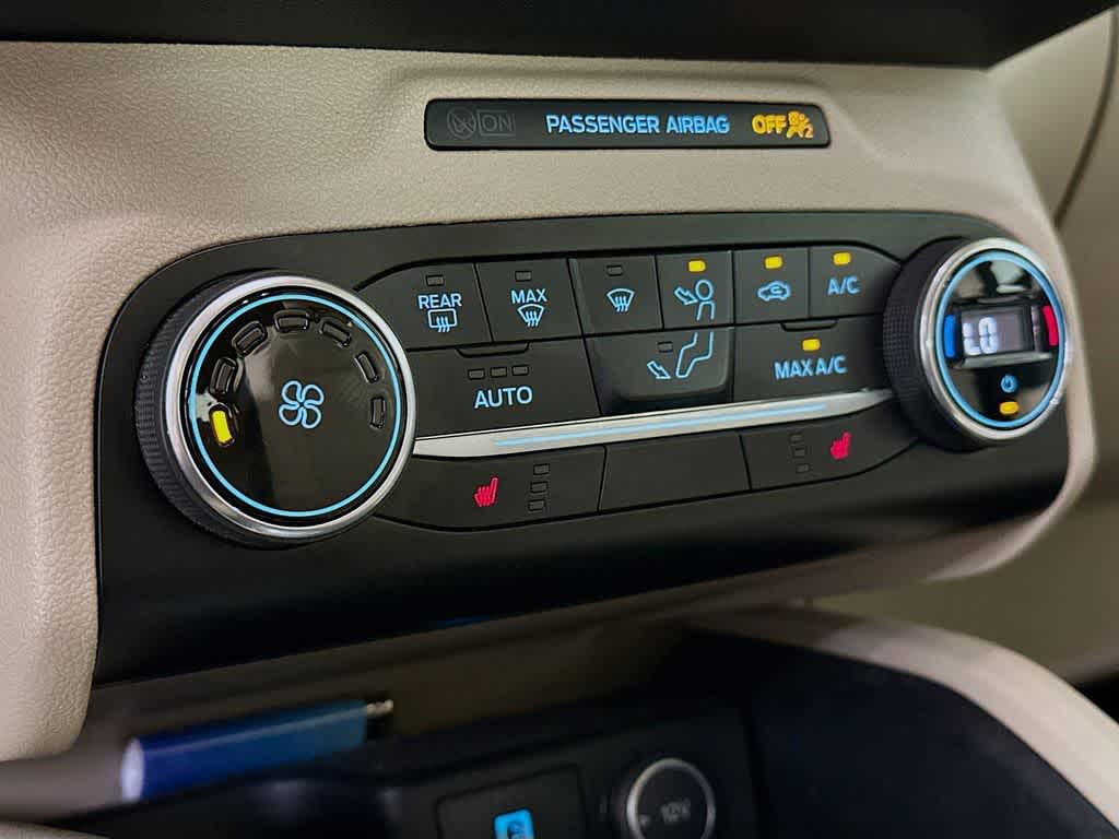 Thumbnail: 2020 Ford Escape - 18