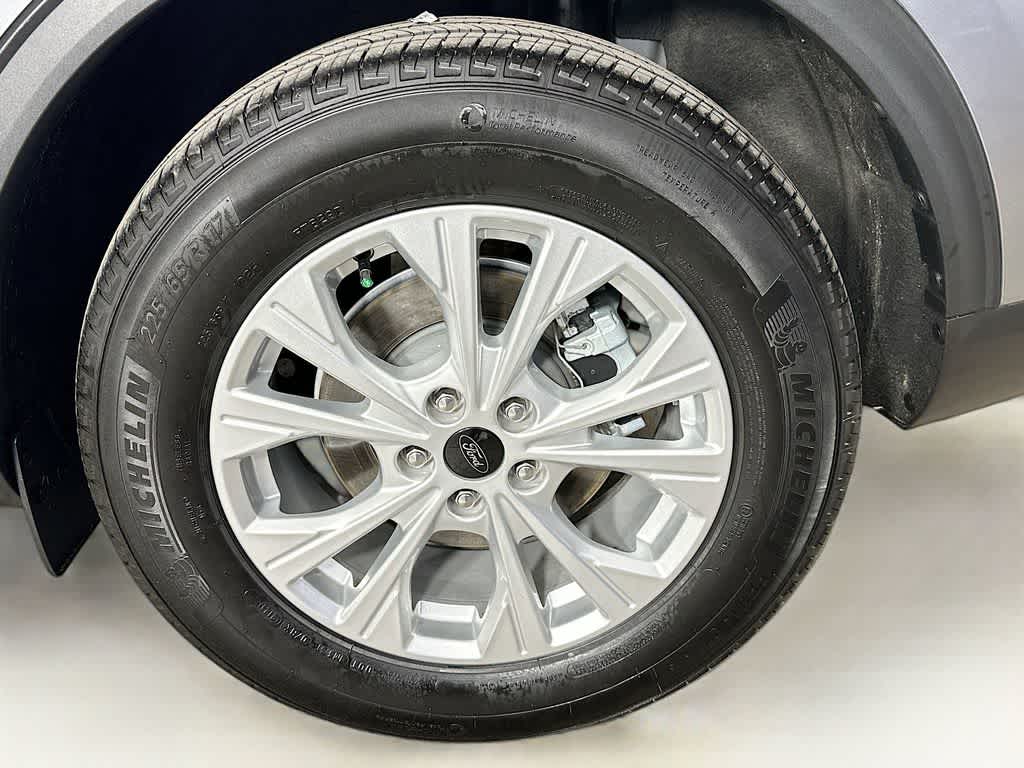 Thumbnail: 2024 Ford Escape - 8