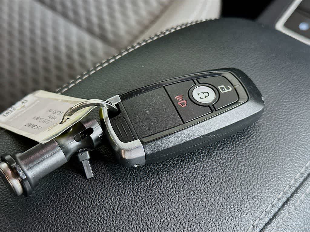 Thumbnail: 2020 Ford Escape - 21