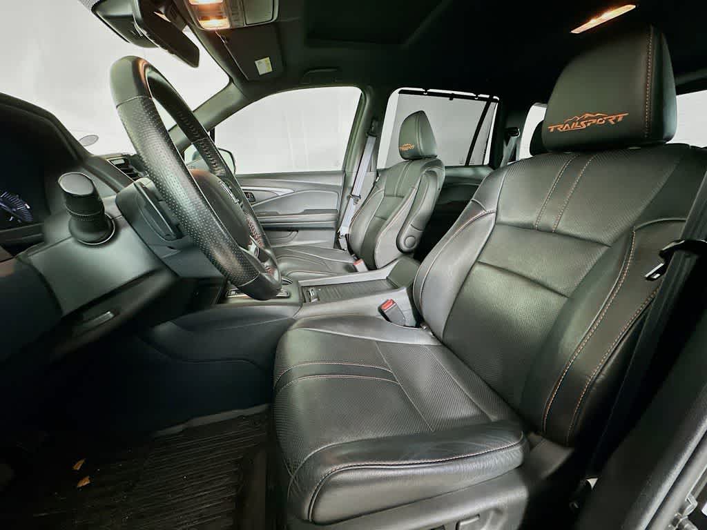 Thumbnail: 2023 Honda Passport - 12