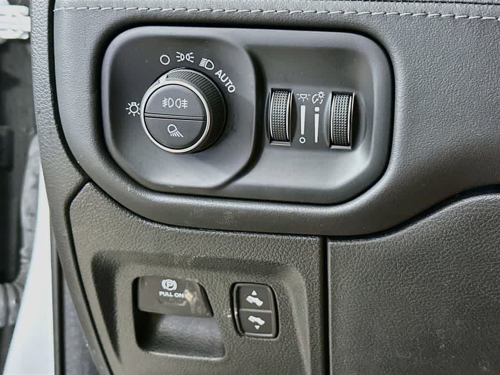 Thumbnail: 2023 RAM 1500 - 26