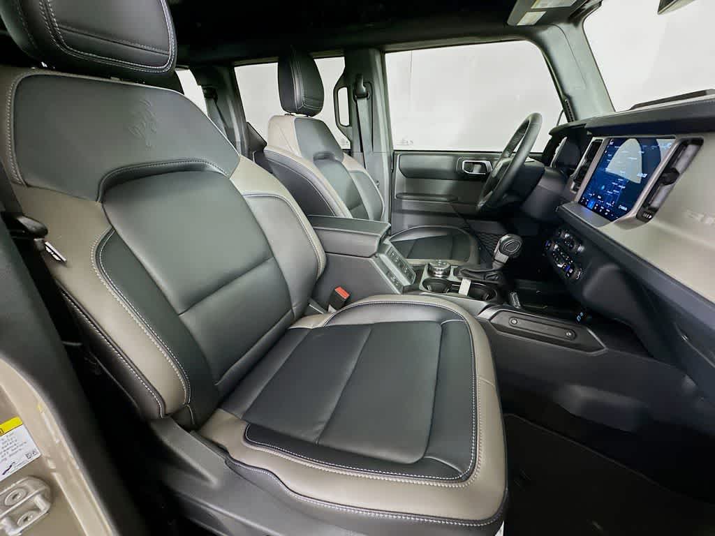 Thumbnail: 2025 Ford Bronco - 15
