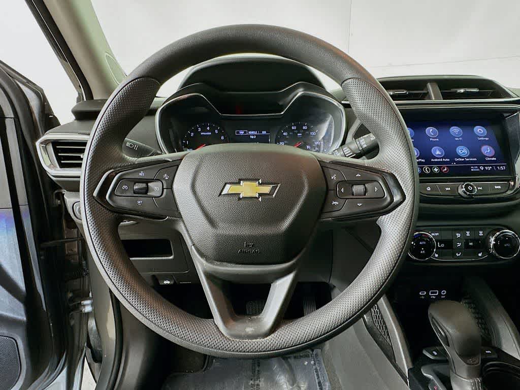 Thumbnail: 2023 Chevrolet TrailBlazer - 15