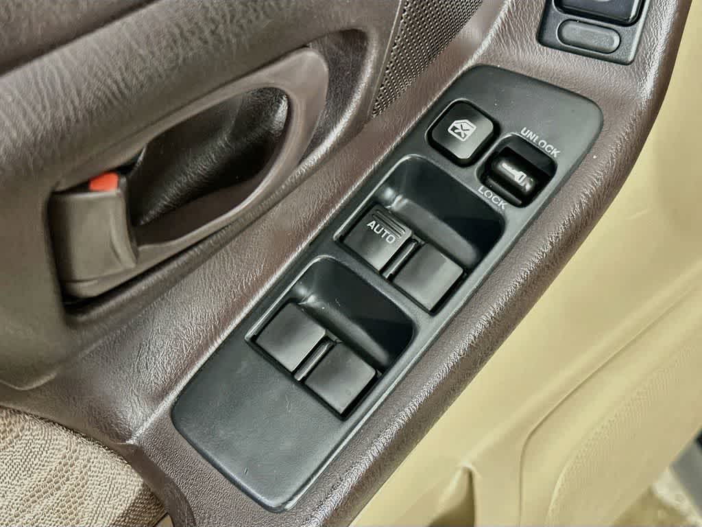 Thumbnail: 1999 Subaru Forester - 27