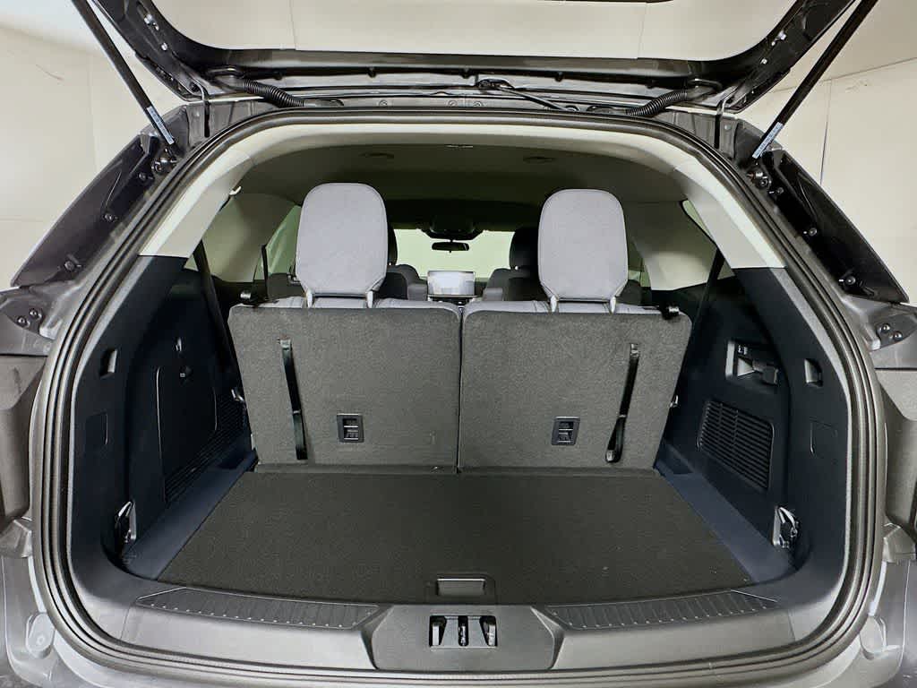 Thumbnail: 2026 Ford Explorer - 18