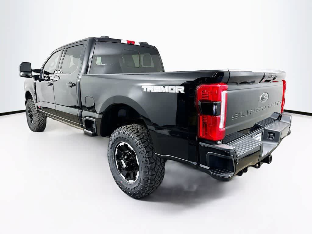 Thumbnail: 2025 Ford F-250 - 4