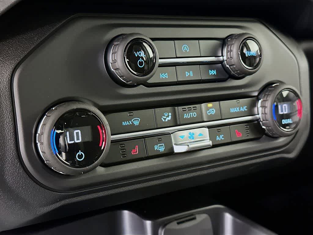 Thumbnail: 2025 Ford Bronco - 18