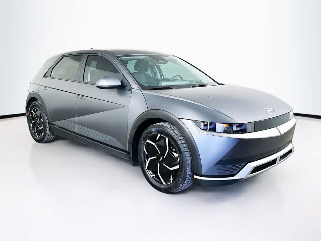 Thumbnail: 2022 Hyundai Ioniq 5 - 22