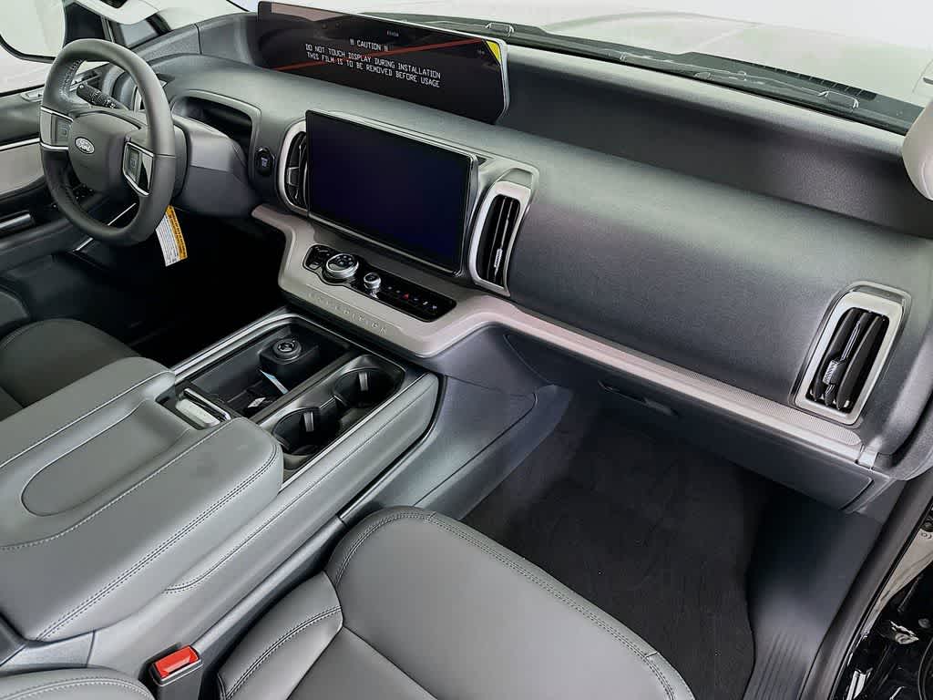 Thumbnail: 2026 Ford Expedition - 32