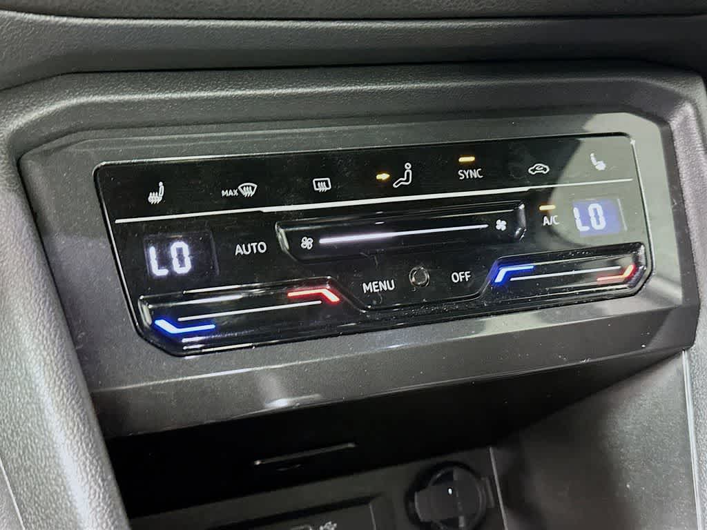 Thumbnail: 2024 Volkswagen Tiguan - 18