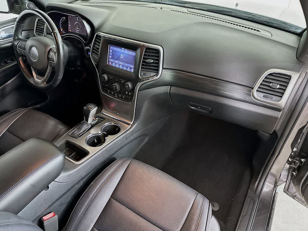 Thumbnail: 2020 Jeep Grand Cherokee - 32