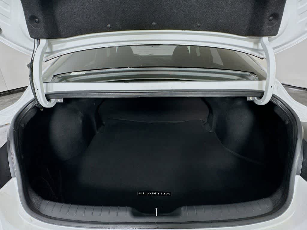 Thumbnail: 2023 Hyundai Elantra - 19