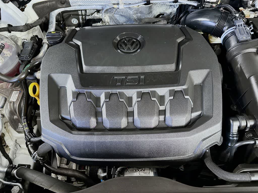 Thumbnail: 2021 Volkswagen Tiguan - 9