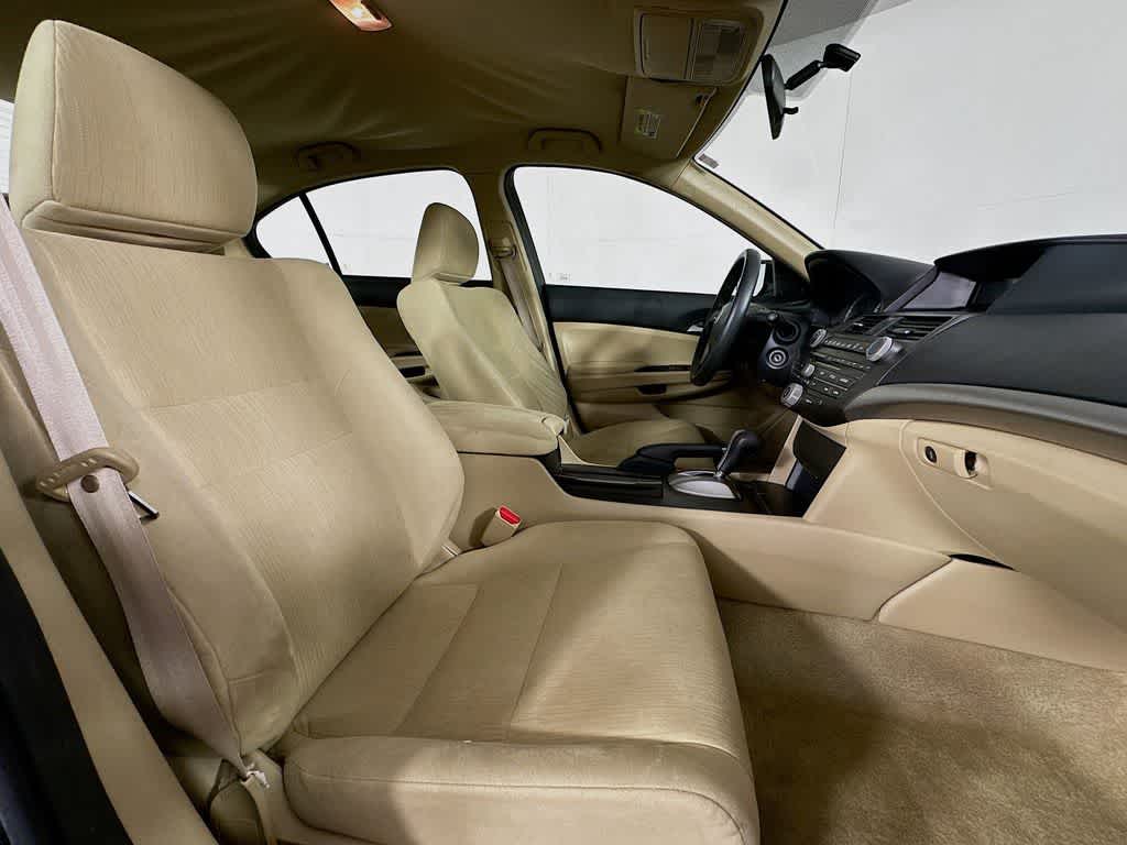 Thumbnail: 2011 Honda Accord - 14