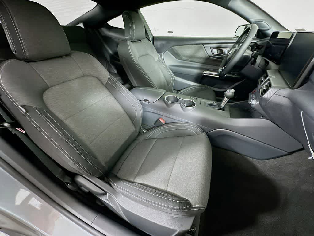 Thumbnail: 2026 Ford Mustang - 14