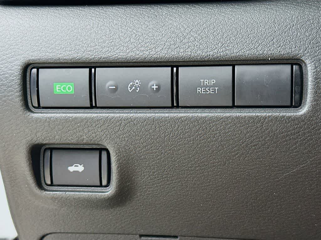 Thumbnail: 2021 Nissan Sentra - 26