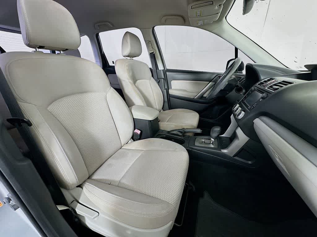 Thumbnail: 2016 Subaru Forester - 14
